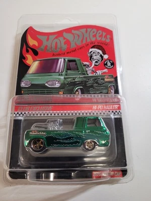 Camión de alta potencia exclusivo Holiday Car Club Holiday Car Hot Wheels RLC 2020.  Foto 1 de 4