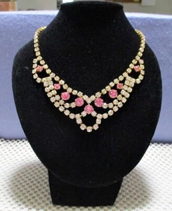 Vintage Gorgeous Lavalier Pink and Clear Rhinestone Crystal glass Necklace. - Picture 1 of 8