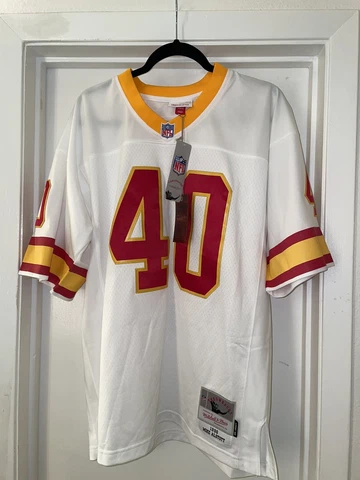 Tampa Bay Buccaneers Mike Alstott #40 Mitchell & Ness White 1996 Legacy Jersey Cover