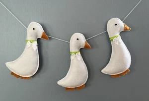 Goose Garland. Hand Sewn Felt Garland. Geese 17cm high. Free Postage. - Picture 1 of 2