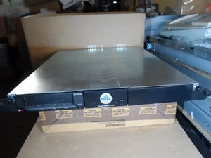 Dell PowerVault 112T PV112T with 1X VS160 SCSI LVD Rack Mount 1U Unit - Picture 1 of 3