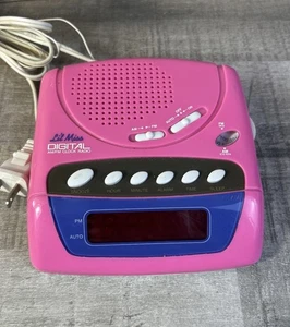 RELOJ DESPERTADOR Lil Miss Digital Am/Fm Rosa Niñas Habitación Deco De Colección - Imagen 1 de 6