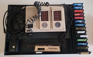 Consola Intellivision II con 15 juegos, Intellivoice y organizador de juegos - Funciona - Imagen 1 de 23
