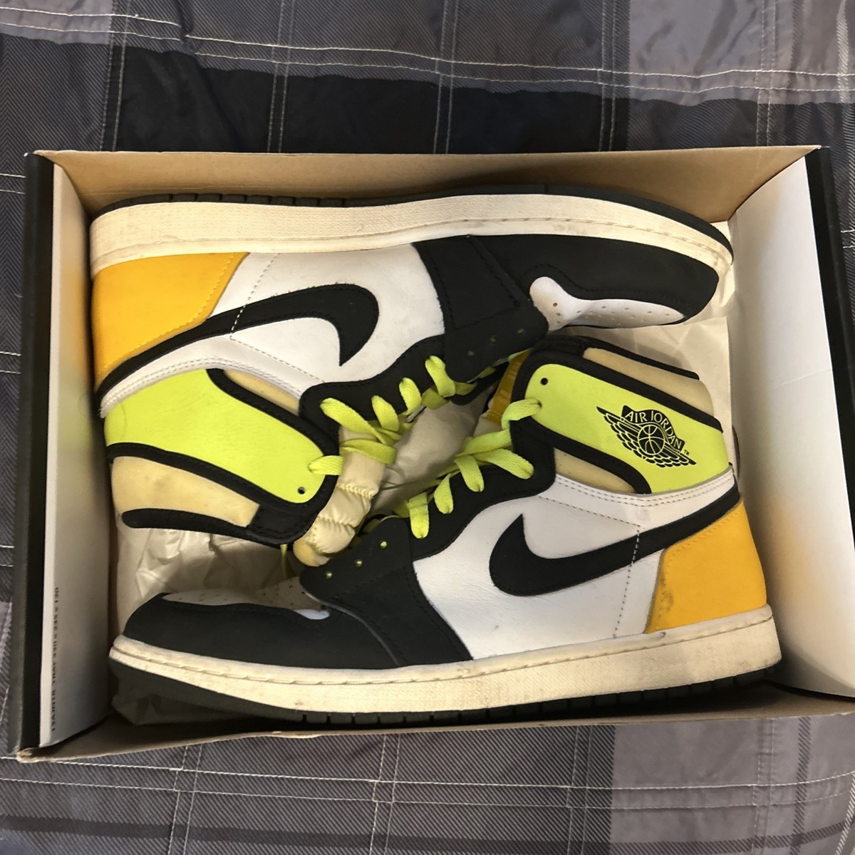 Jordan 1 Retro High OG Volt for Sale | Authenticity Jordan 1 Retro High OG Volt for Sale | Authenticity