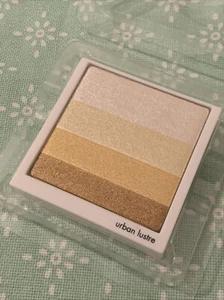 Calvin Klein CK Bronzing Powder Palette 101 Urban Lustre Ltd Edition Light Shade - Picture 1 of 5