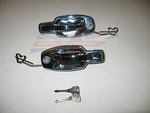 Brand New Pair of Door Handles with Locks and Keys Triumph Spitfire 1971-1976 - Picture 1 of 2
