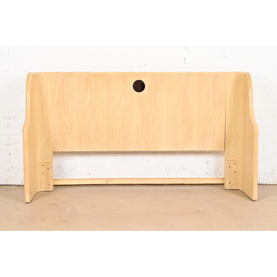 Cabecero Jay Spectre para muebles Century moderno Art Deco roble blanco y cromo Foto 1 de 4