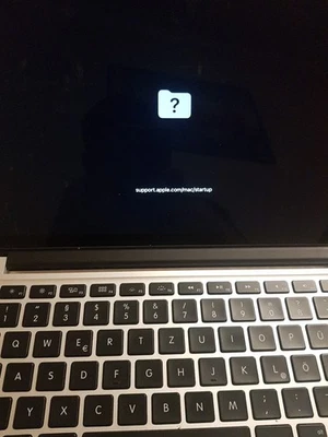 Apple MacBook Pro A1502 - Bild 1 von 4