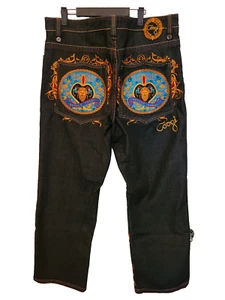 Royale Coogi Herren Jeans Etikett 42 x 35 blau Denim bestickt Streetwear Hip Hop gebraucht, in einwandfreiem Zustand - Bild 1 von 18