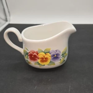 Corning CORELLE Coordinates Pansy Flowers Gravy Sauce Boat 4" x 5" - Picture 1 of 8