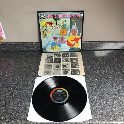 LP VINYL THE BAND MUSIC FROM THE BIG PINK ST 2955 UK IST STEREO PRESS EX/NM- - Image 1 of 4