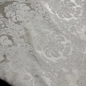 Vintage Oval Cream Damask Tablecloth 80 in Long 57 in Wide - Picture 1 of 10