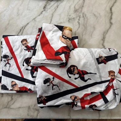 Disney Pixar Os Incríveis 2 conjunto de lençóis duplos ajustados planos e 1 fronha - Imagem 1 de 4