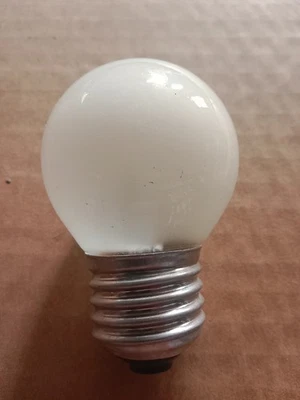 OSRAM LOTTO 8 PZ LAMPADINA A INCANDESCENZA  SMERIGLIATA 15W 220/230V E27 - Immagine 1 di 3