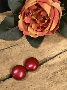 VINTAGE RED BUTTON STUD EARRINGS .75” - Picture 1 of 4