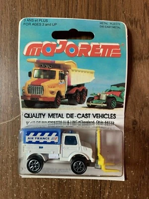 Coches fundidos a presión Majorette de colección cada uno vendido por separado nuevos en paquete hechos en Francia Foto 1 de 4
