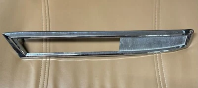 Buick Wildcat 1966 derecho derecho delantero derecho marcador luz bisel 5957982 usado OEM 66 Foto 1 de 4