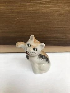 Vintage Ceramic Cat Kitten Salt or Pepper Shaker Made in Japan - Picture 1 of 7