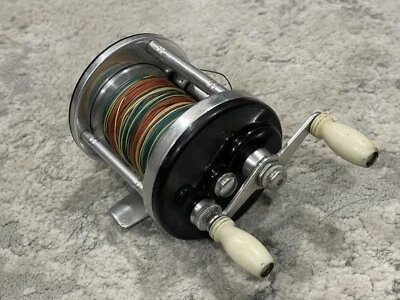 Bronson J.A. de colección Carrete de pesca Coxe Coronet 25 hecho en EE. UU. Foto 1 de 4