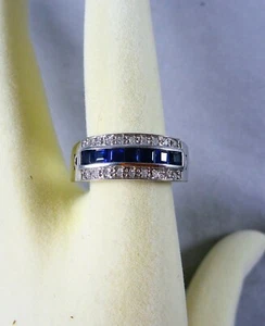 FABULOUS VINTAGE ESTATE 9CT/K WHITE GOLD  7 SAPPHIRE AND DIAMOND  RING  - Picture 1 of 5