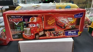 NIB MACK LIGHTNING MCQUEEN TRUCK PLAYSET DISNEY PIXAR CARS SUPERCHARGED L4069 - Picture 1 of 11