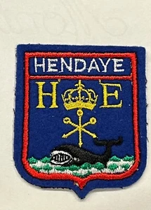 ECUSSON - BRODE EMBROIDERED PATCH VILLE VILLAGE BLASON HENDAYE - Picture 1 of 1