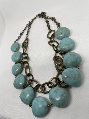 Antiguo collar llamativo Howlita teñido de bronce diseños Premier Foto 1 de 4