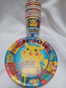 1999 Vintage Pokémon Party Zubehör 15 Papier 7" Teller, 13 Papier 8 Unzen Becher. EG - Bild 1 von 9