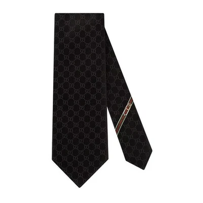 Corbata de seda Gucci patrón GG negra 127647714 Foto 1 de 4