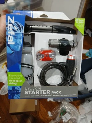 Zefal 自行车入门包-前灯+后灯,泵,电缆锁+钥匙,瓶带笼 — 第 1/3 张图片