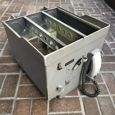 Pedestal de 3 bahías Boeing 737-500 Foto 1 de 4