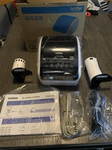 Brother QL-1110NWB Professional Thermal Desktop Label Printer - White/Black- New - Afbeelding 1 van 7