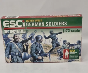 ESCI Ertl WWII SOLDATINI TEDESCHI P201 scala 1:72 kit 45 figurine modellino - Foto 1 di 12