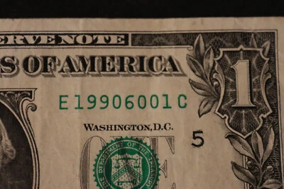 [JUNE 1, 1990]  ONE DOLLAR FANCY BIRTHDAY NOTE  SN  E 19906001 C - Image 1 of 3