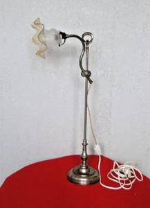 ANCIENNE LAMPE DE BUREAU MOBILE EN METAL ABAT JOUR VERRE PRESSE MOULE - Picture 1 of 8