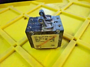 CARLING AB2-B0-34-630-5D1-C 34-30A 30A DOBLE TIRO INTERRUPTOR DOBLE - Imagen 1 de 3