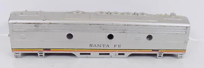 HO / UNBRANDED / LOCOMOTIVE / SANTA FE / B-UNIT / SHELL / FREIGHT CAR / PARTS - Image 1 of 4
