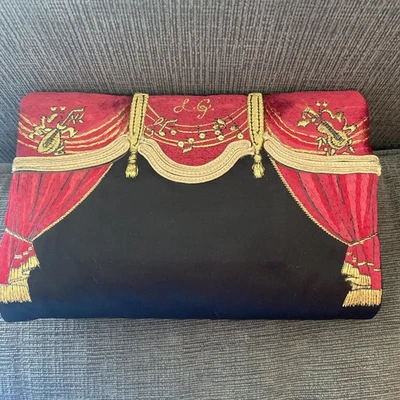 Raro Bolso de Satén Lulu Guiness "Cortina Roja Escena Teatro Felicity" Foto 1 de 4