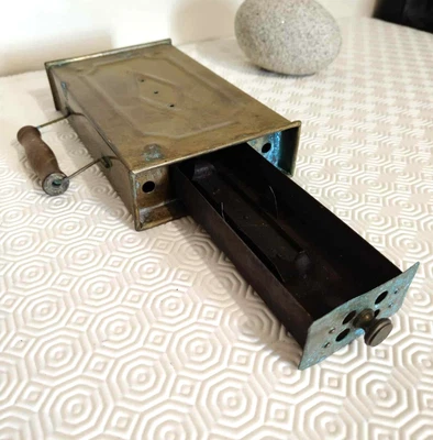 chaufferette ancienne en laiton La Phénix vintage - Photo 1/4