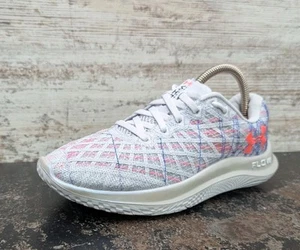 Zapatos para correr Under Armour Flow Velociti Wind para mujer talla 6,5 en muy buena condición 3024895 101 - Imagen 1 de 15