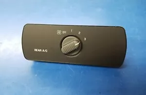 2000-2003 Chevrolet GMC Cadillac Rear Heater A/C Climate Control OEM. 15748175 - Picture 1 of 4