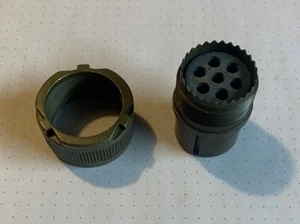 ITT Cannon Connector, 7 Pin, Size 12, P/N CA3106E20-15S - Picture 1 of 3