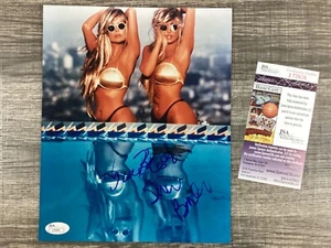 (SSG) Hot & Sexy "BARBI TWINS" - SHANE & SIA Signed 8X10 Color Photo - JSA COA - Picture 1 of 5