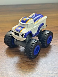Vehículo camión Blaze and the Monster Machines Darington 2014 CGH55 Metal Nick Jr - Imagen 1 de 9