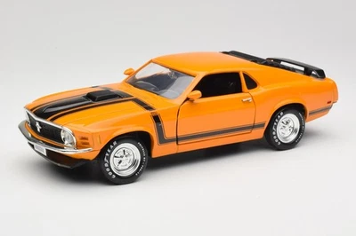 7326 Ford Mustang Boss 302 Shaker Grabber Orange ERTL 1/18 - Immagine 1 di 4