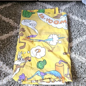 VINTAGE 1970s Road Runner & Wile E. Coyote WB Twin Flat Bed Sheet Blanket 63x104 - Picture 1 of 6
