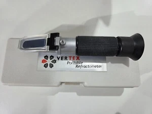Portable refractometer Meerwasseraquarien zur Messung des Salzgehalts im Wasser - Bild 1 von 3