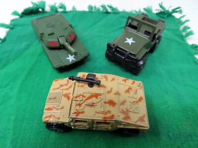 VTG Lot 3 Military Vehicles Maisto Hummer Jeep Tanker - Image 1 of 4