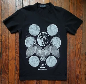 LUTER Black White Planet Graphic Men's T-Shirt Made In Italy Small Sm S - Picture 1 of 3