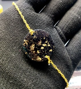 Brazalete de Resina Gruesa Increíble Diseño de Copos de Oro Pulseras con Cadena Placa de Oro - Imagen 1 de 5